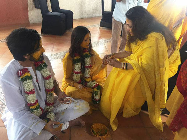 Riya Sen ties the knot with Shivam Tewari in a private ceremony in Pune-01