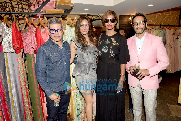 sagarika hrishitaa attend the showcase of fusion fashion 8