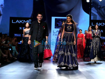 Saiyami Kher walks the ramp for designer Nachiket Barve at the Lakme Fashion Week 2017-