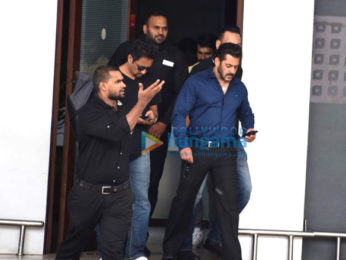 Salman Khan arrives in Mumbai from Jaipur