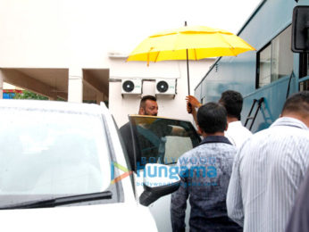 Sanjay Dutt snapped promoting his film Bhoomi