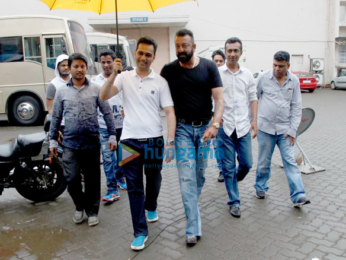 Sanjay Dutt snapped promoting his film Bhoomi