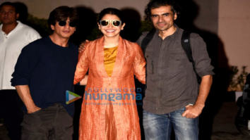Shah Rukh Khan, Anushka Sharma and Imtiaz Ali snapped at the airport