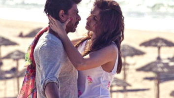 OMG! Shah Rukh Khan-Anushka Sharma have a SENSUAL kissing scene in Jab Harry Met Sejal