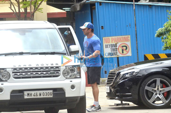 shahid kapoor sohail khan malaika arora rhea chakraborty snapped after gym session 2