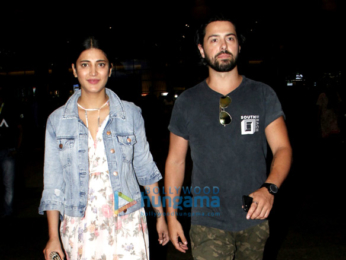Shruti Haasan snapped at the airport with her boyfriend