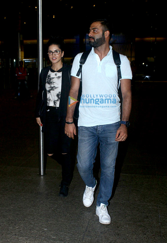 shruti hassan sunny leone athiya shetty and others snapped at the airport 5