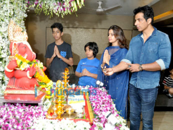 Sonu Sood conducts a Ganpati puja at his residence