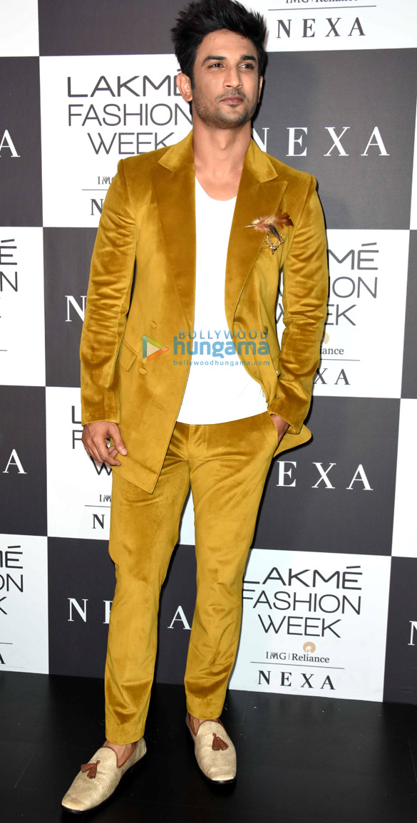 sunny leone sushant singh rajput tiger shroff sridevi and others on day 5 of lakme fashion week 2017 3