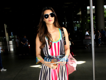 Sushant Singh Rajput and Kriti Sanon snapped at the airport