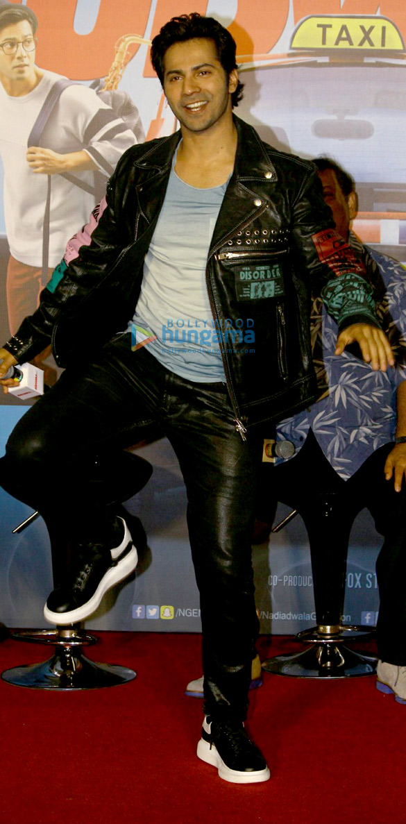 varun dhawan jacqueline fernandez taapsee pannu launch the trailer of judwaa 2 7