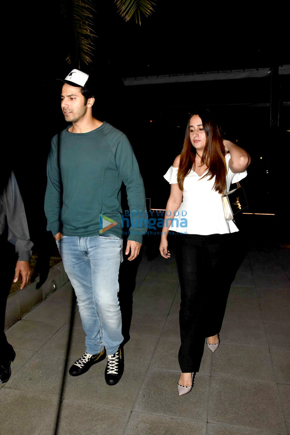 varun dhawan and natasha dalal snapped post dinner at yautcha 3