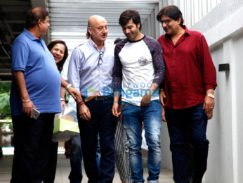 Varun Dhawan and family snapped post David Dhawan’s birthday lunch at Hakkasan