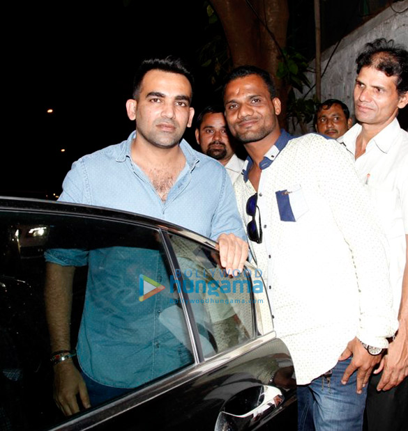 zaheer khan and sagarika ghatge snapped post dinner at the korner house 5