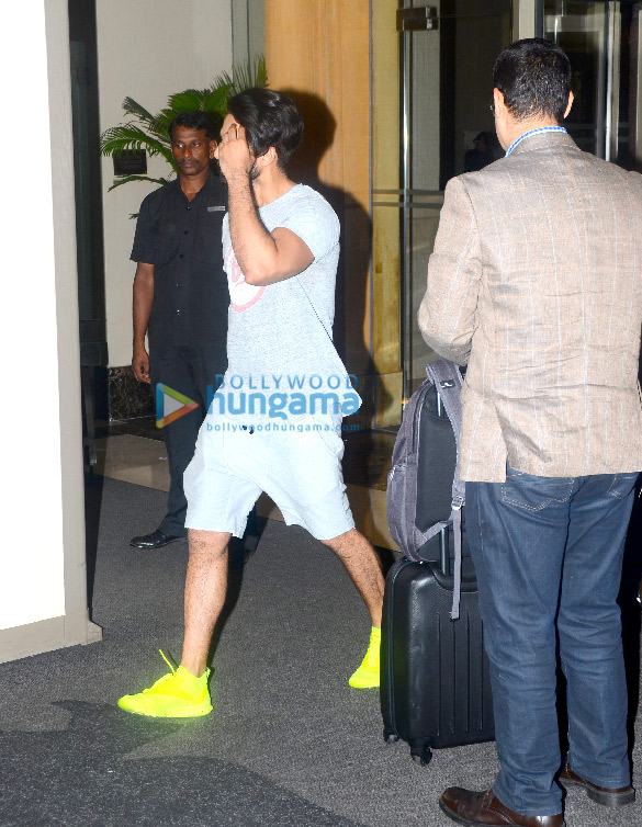 Shahid Kapoor snapped in Juhu