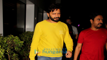Riteish Deshmukh spotted at Salt Water Cafe in Bandra
