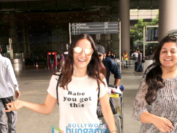 Sidharth Malhotra, Kriti Sanon , Rishi Kapoor and others snapped at the airport