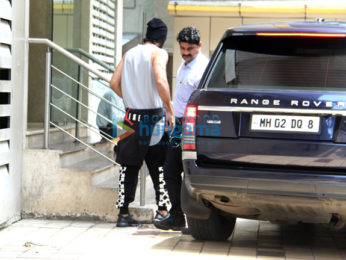 Ranbir Kapoor snapped post her dance rehearsals in Bandra