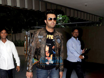 Kriti Sanon, Ameesha Patel and Manish Paul snapped at the airport