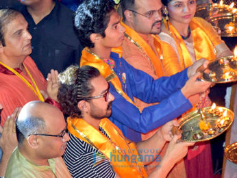 Aamir Khan graces Navratri Pooja in Vadodara