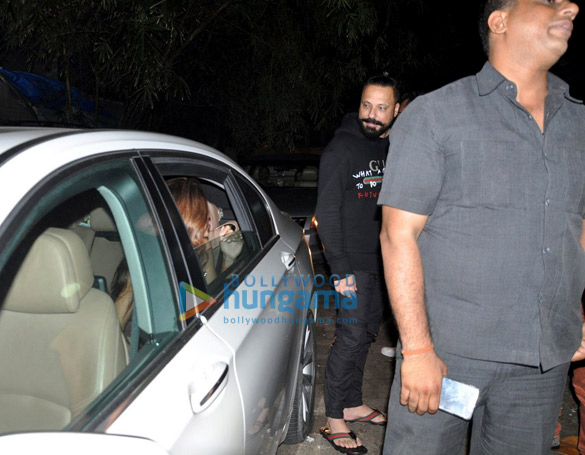 abhishek bachchan snapped post haseena parkar screening 7