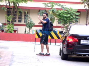 Aditya Roy Kapur snapped at the gym