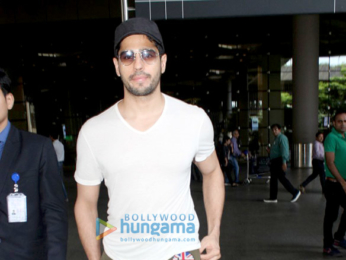 Arjun Rampal, Sidharth Malhotra, Kalki Koechlin snapped at the airport