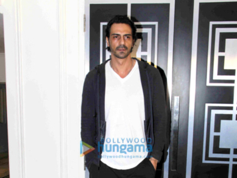 Arjun Rampal hosts a screening for close friends of his upcoming movie 'Daddy'