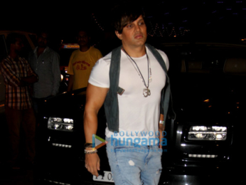 Celebs grace DJ Right birthday bash at Arth