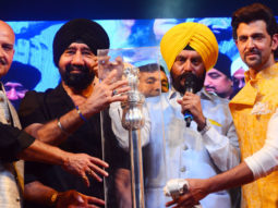 Check out: Hrithik Roshan and Rakesh Roshan pay tribute to Bhagat Singh on his 110th birth anniversary
