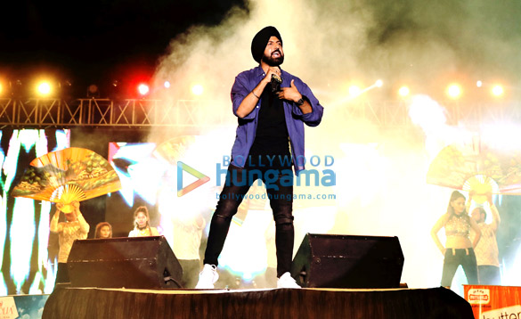 gippy grewal farhan akhtar promote lucknow central in chandigarh 3