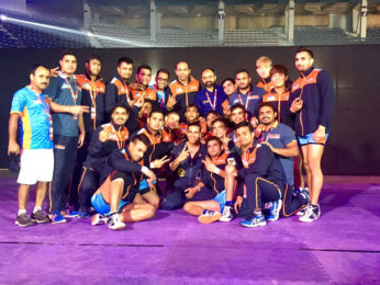 Here’s the video of Akshay Kumar practicing with his team Bengal Warriors Here’s the video of Akshay Kumar practicing with his team Bengal Warriors