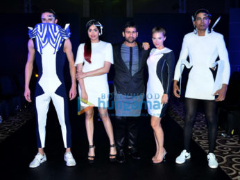 Hrithik Roshan, Esha Gupta, Nidhhi Agerwal and others walk at Tech Fashion Tour Season 3