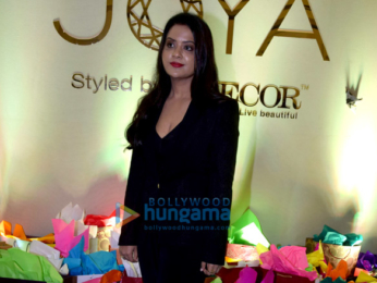 Jacqueline Fernandez and Amruta Fadnavis inaugurate Joya exhibition in Mumbai