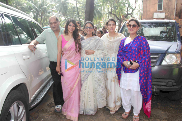 Kajol and family snapped at Durga pandal in Mumbai