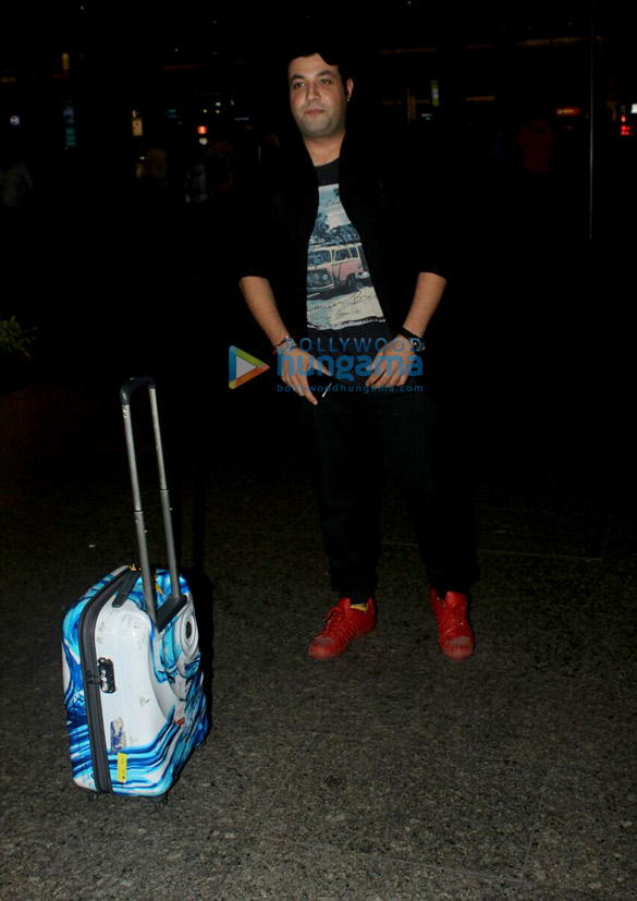 kangna ranaut kalki koechlin and jim sarbh snapped at the airport 3