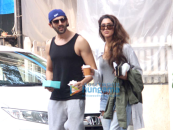 Kartik Aaryan snapped in Bandra