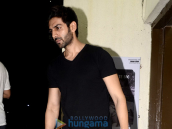 Kartik Aaryan snapped in Bandra