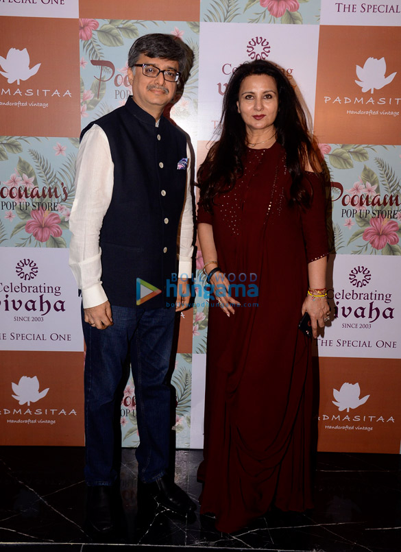 padmini kolhapure poonam dhillon launch their fall winter collection at celebrating vivaha 2017 11