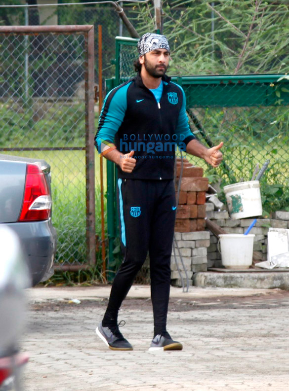 ranbir kapoor armaan jain and others at football practice 2