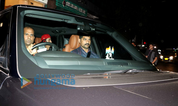 ranbir kapoor and jaya bachchan spotted at bandra 6