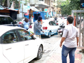 Ranbir Kapoor spotted at a clinic in Bandra