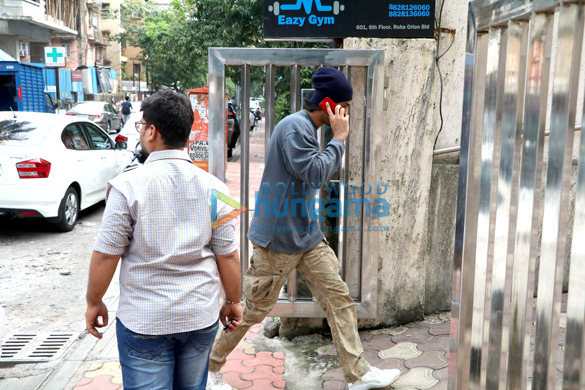 ranbir kapoor spotted at a clinic in bandra 5