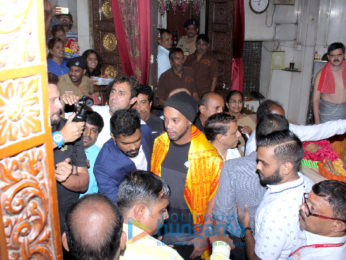 Ronaldinho visit Sidhivinayak temple in Mumbai
