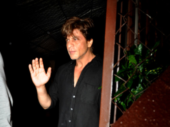 Shah Rukh Khan snapped post dubbing in bandra