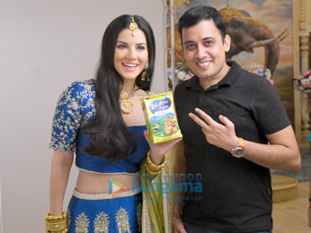 Sunny Leone shoots for Dholpur Fresh's Desi Ghee commercial