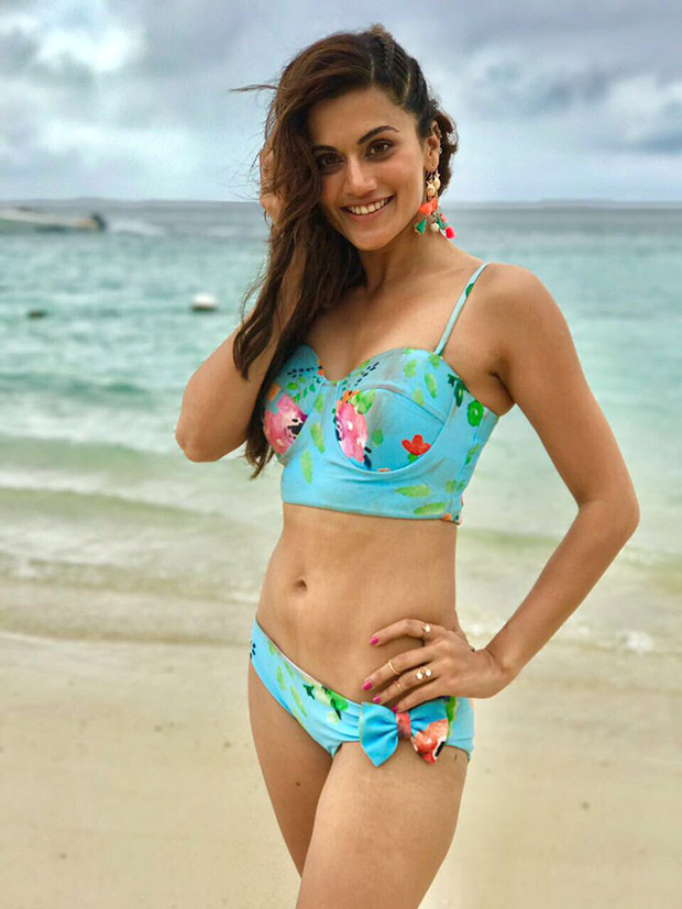 Taapsee Pannu gives a hard-hitting response to the comments of trolls on her bikini pictures (1)