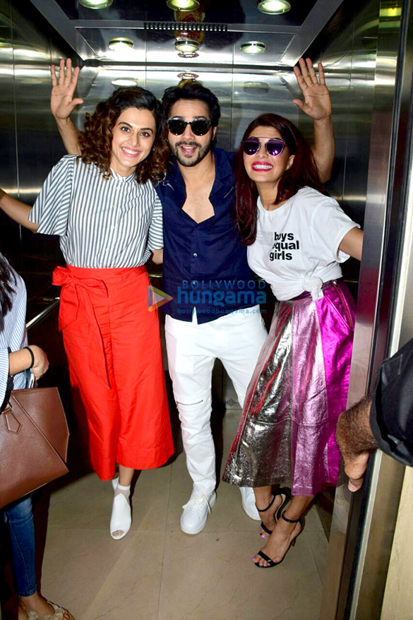 Team of ‘Judwaa 2’ snapped in an elevator