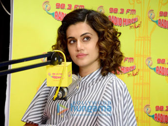 Varun Dhawan, Jacqueline Fernandez and Taapsee Pannu promote 'Judwaa 2' at 98.3 FM Radio Mirchi