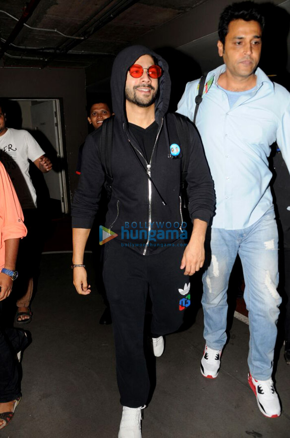 varun dhawan arrived from budapest 5